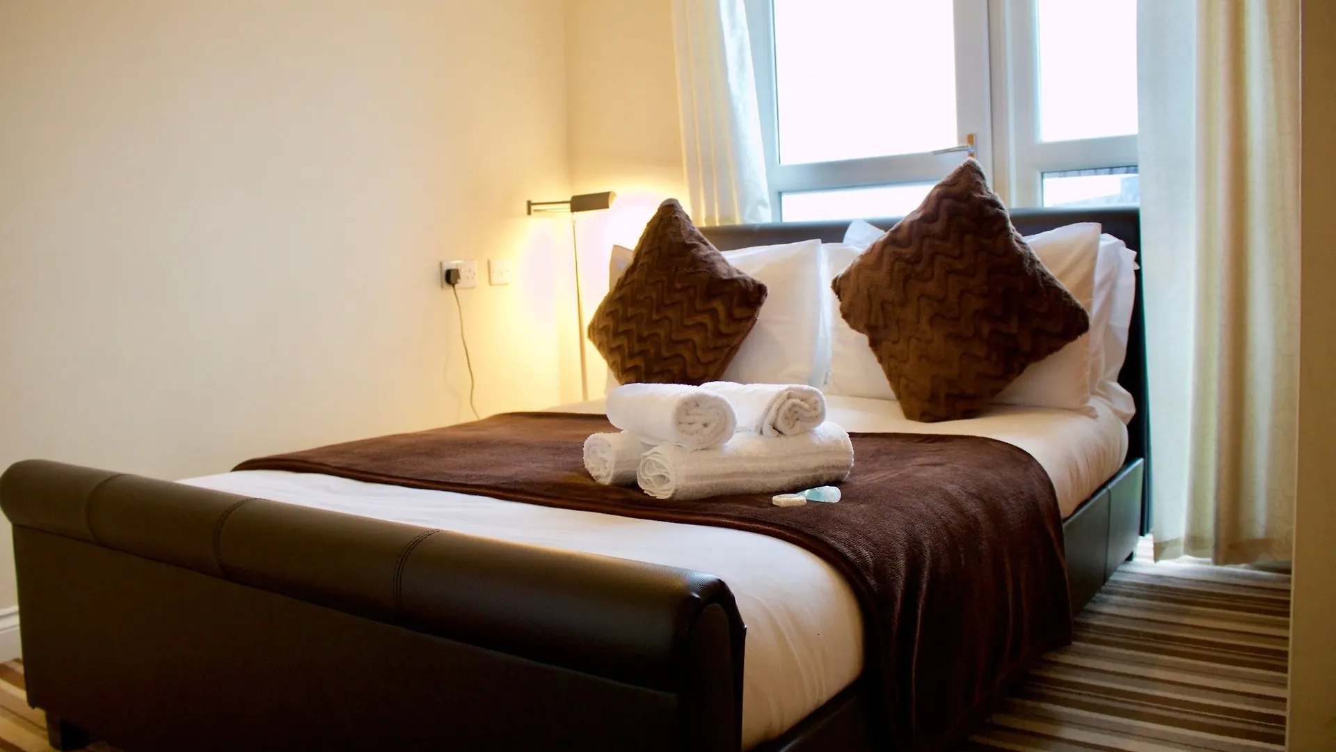 2 Bedroom Leith Apartment Sleeps 4 Edinburgh Großbritannien